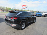 Used 2023 Hyundai Tucson SE image 6