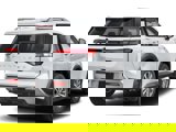 New 2025 Nissan Pathfinder SL image 2