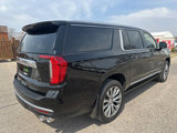 Used 2021 GMC Yukon XL Denali w/ Denali Premium Package image 4