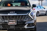 Used 2023 Kia Sportage SX image 5