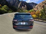 Used 2024 Jeep Grand Cherokee L Laredo image 4