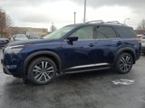 New 2025 Nissan Pathfinder Platinum image 2