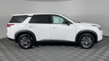 New 2025 Nissan Pathfinder S image 3