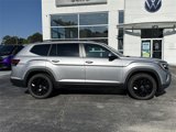 New 2025 Volkswagen Atlas SE image 3