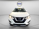 Used 2020 Nissan Rogue SV image 2