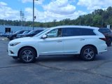 Used 2019 INFINITI QX60 Luxe image 2