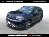 Certified 2022 Volkswagen Taos SE image 1