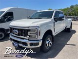 New 2025 Ford F350 4x4 Crew Cab DRW Super Duty image 2