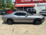 Used 2017 Dodge Challenger SXT image 4