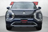 New 2025 Mitsubishi Outlander SE image 2