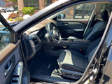 Used 2023 Nissan Rogue SV image 4