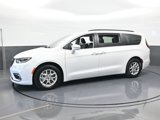 Used 2022 Chrysler Pacifica Touring-L image 2