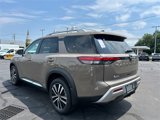 New 2025 Nissan Pathfinder Platinum image 4