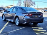 Used 2023 Toyota Camry SE image 5