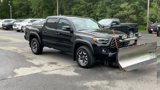 Used 2022 Toyota Tacoma TRD Off-Road image 2