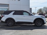Used 2025 Ford Explorer ST-Line w/ Premium Package image 2