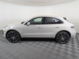 Used 2025 Porsche Macan image 2