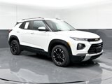 Used 2021 Chevrolet TrailBlazer LT w/ Premium Seating Package image 3