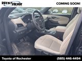 Used 2023 Chevrolet Traverse LS image 5