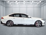 New 2026 BMW 550e xDrive w/ Premium Package image 3