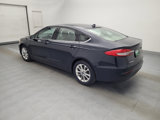 Used 2020 Ford Fusion SE image 3