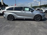 New 2025 Toyota Sienna Platinum image 4