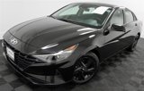 Used 2022 Hyundai Elantra SEL w/ Convenience Package image 2