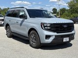 New 2025 Ford Expedition Active image 3