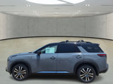 New 2025 Nissan Pathfinder Platinum image 2