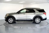 Used 2020 Ford Explorer XLT image 4