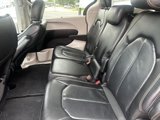 Used 2020 Chrysler Pacifica Touring-L image 3