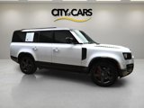 Used 2023 Land Rover Defender 130 X-Dynamic SE image 4