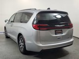 Used 2024 Chrysler Pacifica Pinnacle image 5