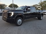 New 2025 GMC Sierra 3500 Denali Ultimate image 4