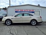 Used 2018 Ford Taurus SE image 2