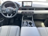 New 2025 Honda Pilot Touring image 2