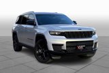 Used 2024 Jeep Grand Cherokee L Altitude image 2