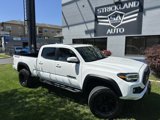 Used 2023 Toyota Tacoma TRD Off-Road image 2