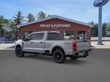 New 2025 Ford F250 4x4 Crew Cab Super Duty image 4