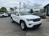 Used 2021 Jeep Grand Cherokee Laredo X image 3