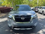 New 2025 Nissan Pathfinder Platinum image 2