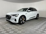 Used 2023 Audi e-tron Premium Plus w/ Premium Plus Package image 3