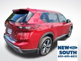 Used 2024 Nissan Rogue SL image 5