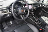 Used 2025 Porsche Macan image 4