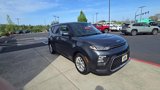 Used 2022 Kia Soul LX w/ Technology Package image 3