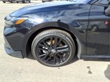 Used 2025 Toyota Camry SE image 4