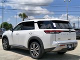 New 2025 Nissan Pathfinder Platinum image 3