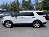 Used 2017 Ford Explorer XLT image 4