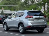 Used 2017 Nissan Rogue SV w/ SV Premium Package image 6