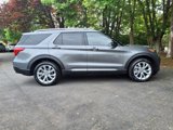 Used 2023 Ford Explorer Platinum w/ Technology Package image 4